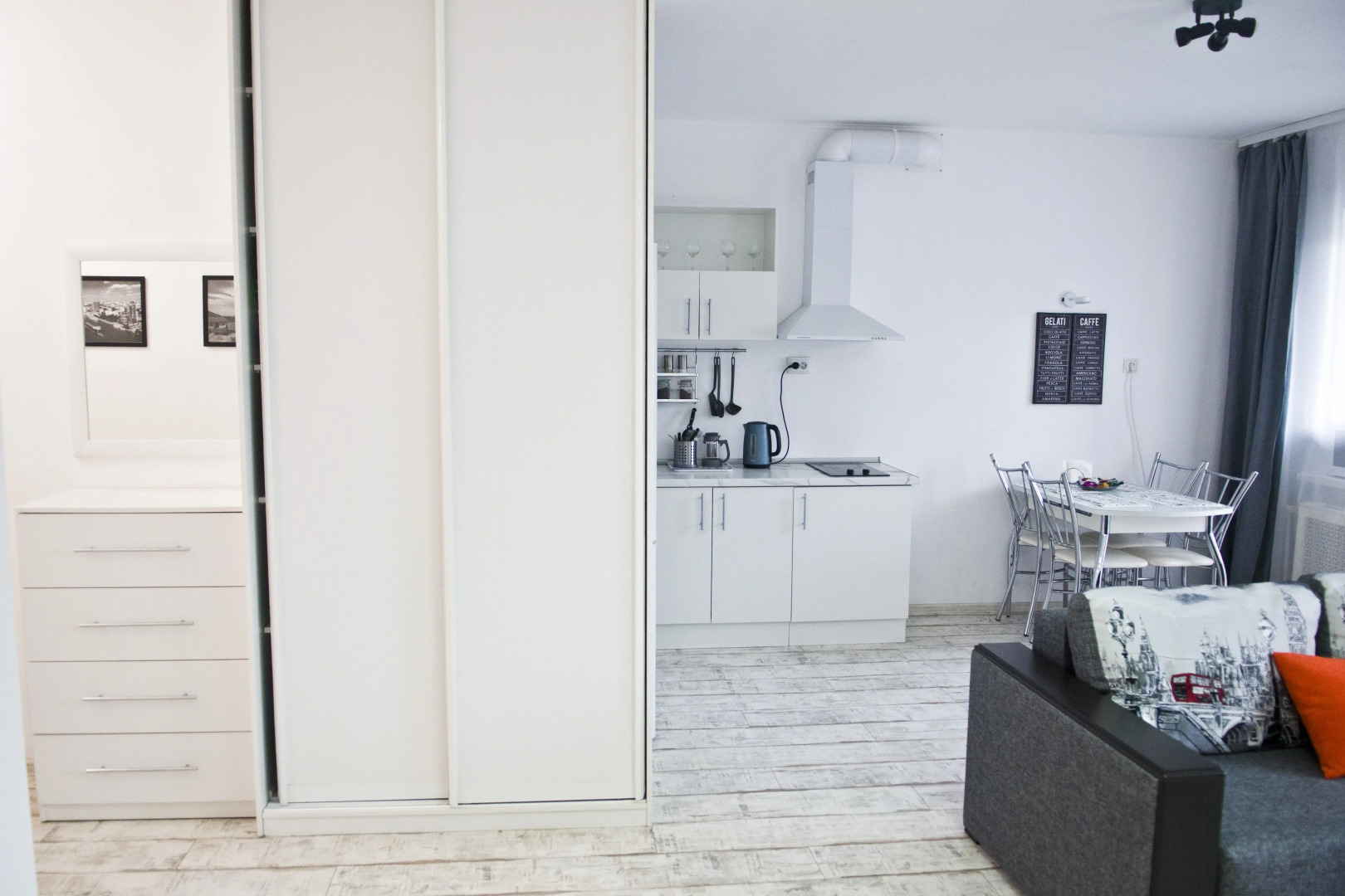 Квартира Студия от Vgosti61 Черное на Белом