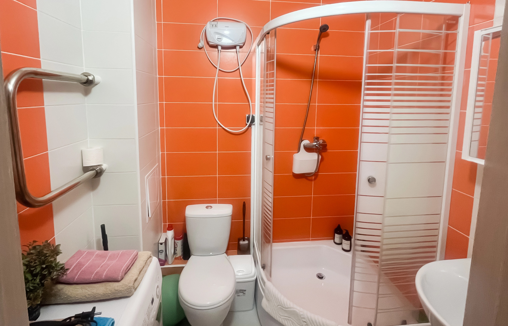 Квартира Уютная Светлая Студия в 8 минутах от метро Парнас