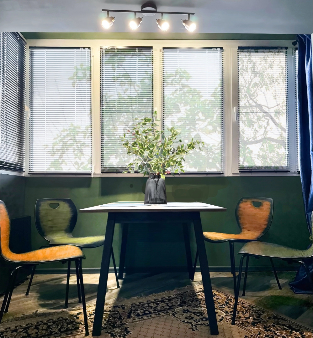 Квартира Двухкомнатная в Стиле Loft с Видом на Бухту Золотой Рог