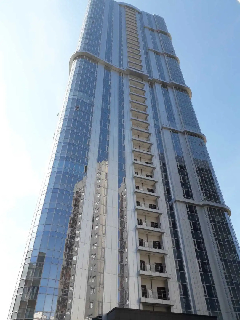 Апартаменты на 30 Этаже с Видом на Волгу и Город