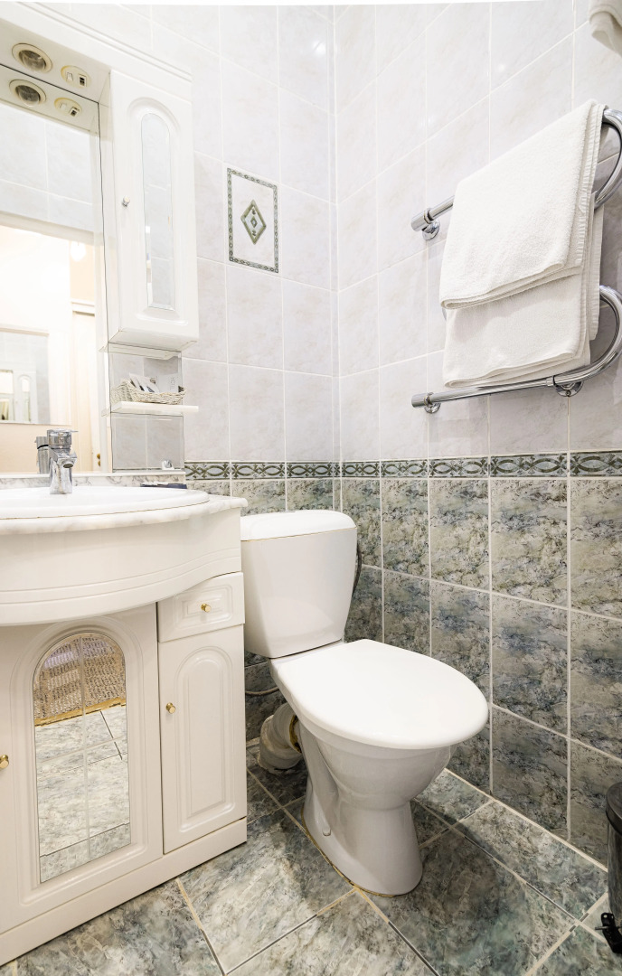 Отель Ист-Вест