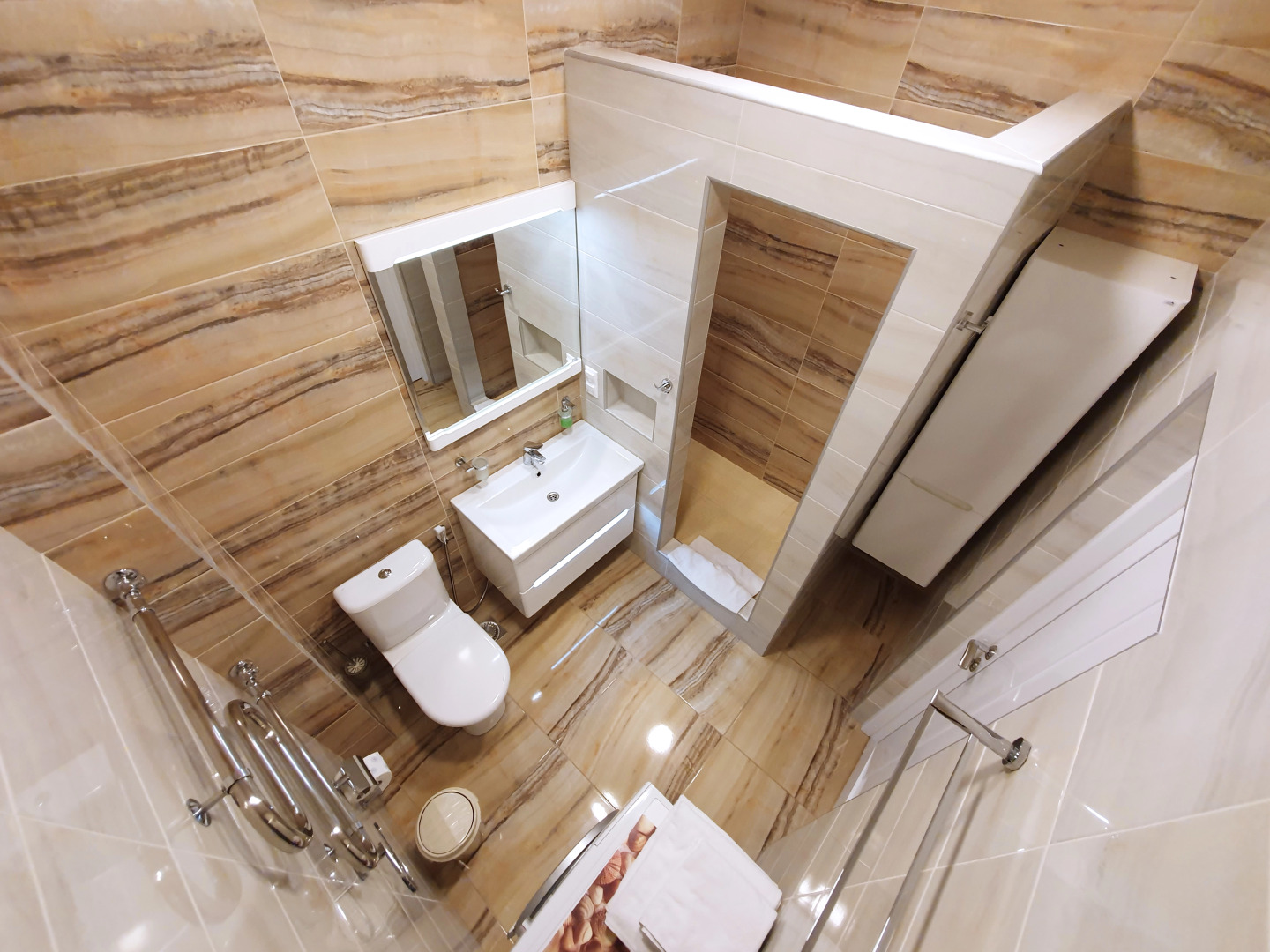 Апартаменты Альт Платц Раушен