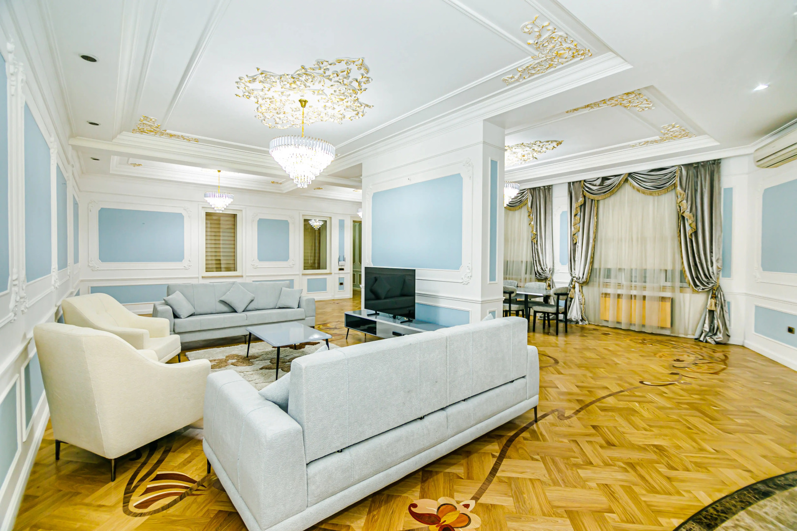 Апартаменты Luxury 7 Bedroom in Nizami street