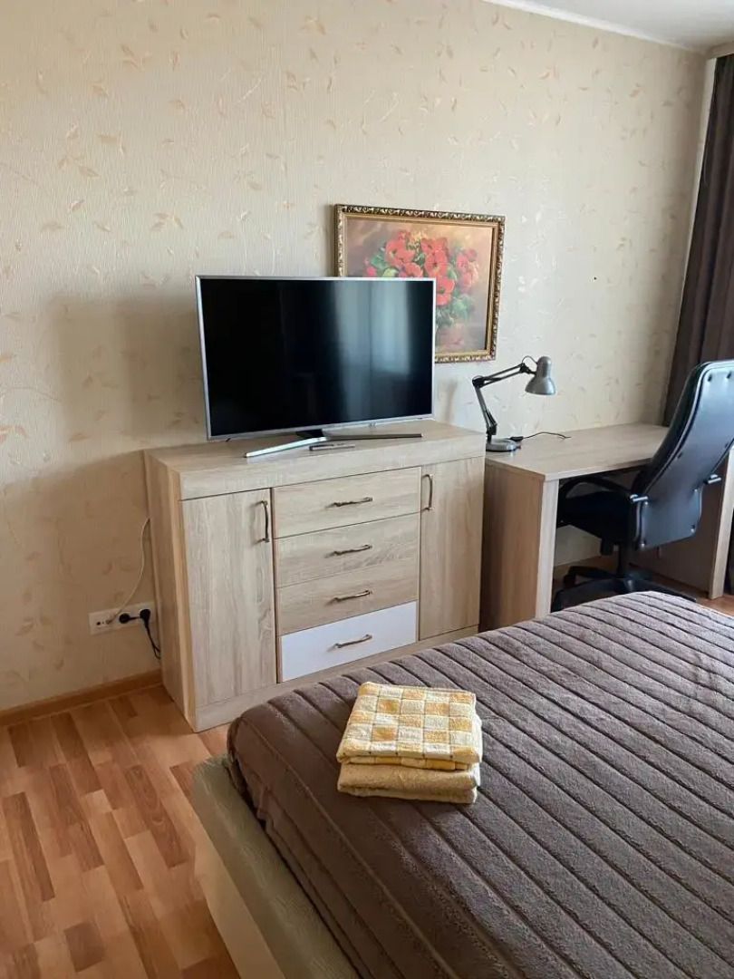 Апартаменты двухкомнатные Sempl на Нефтянников 50