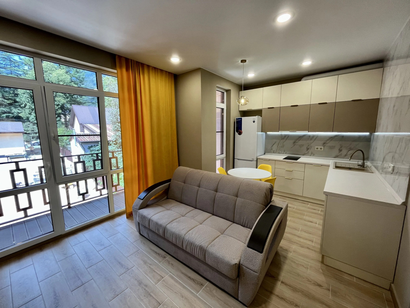 Меблированные комнаты Апартаментный комплекс Форрест