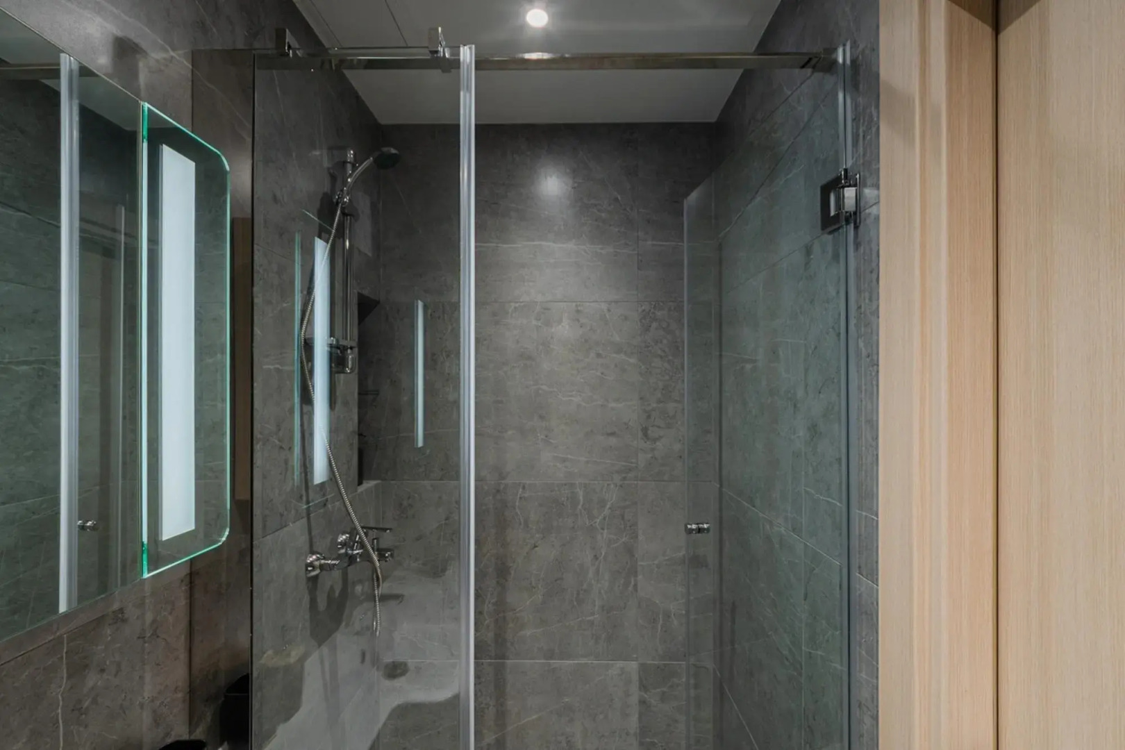 Апартаменты YE'S (Д) 7169