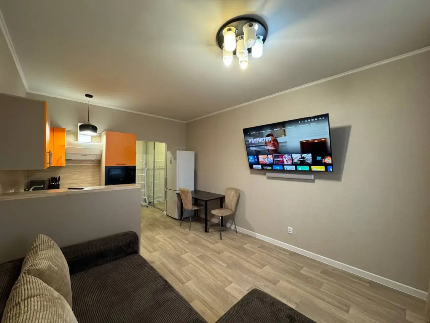 Квартира Новая однокомнатная квартира возле ТРЦ Аура