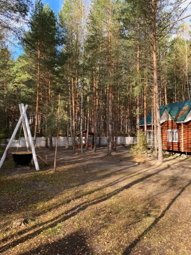 Частный дом в лесу у реки Пра на первой береговой линии