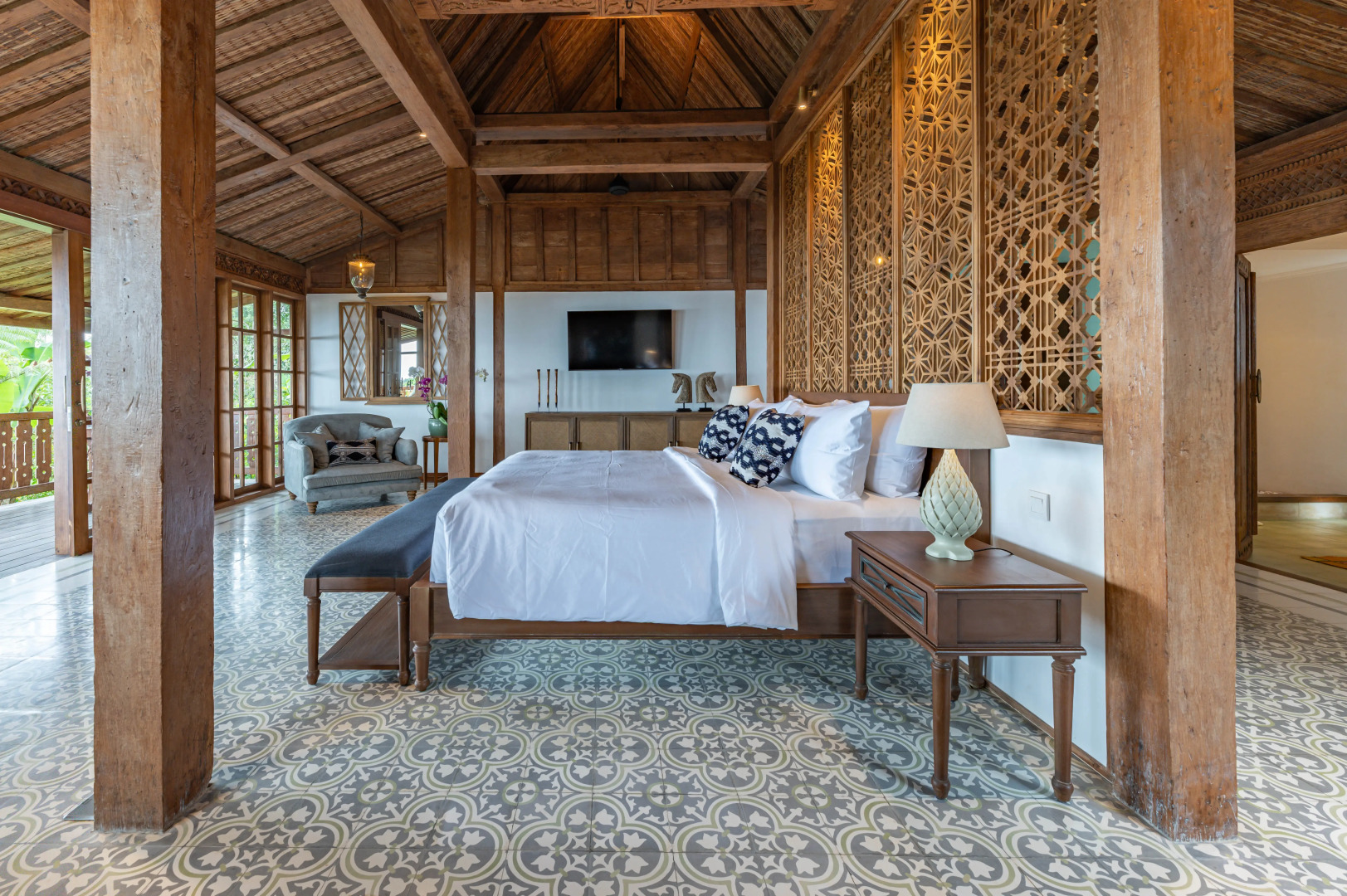 Курортный отель Resort Umah  Lusa