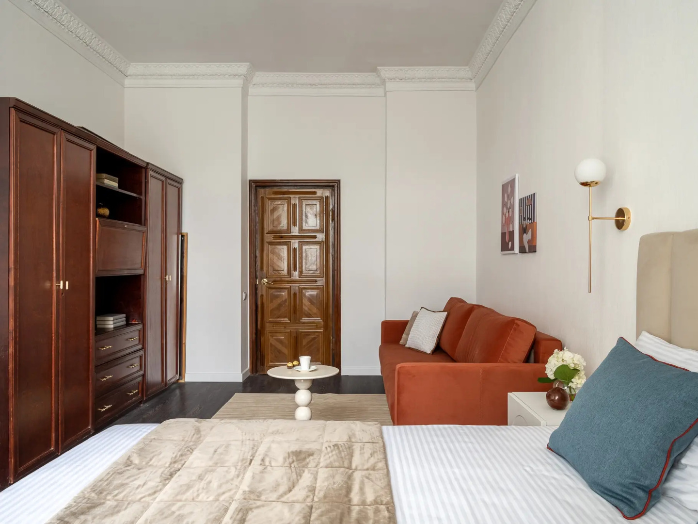 Апартаменты Кварт-Отель, Бережковская Набережная 12