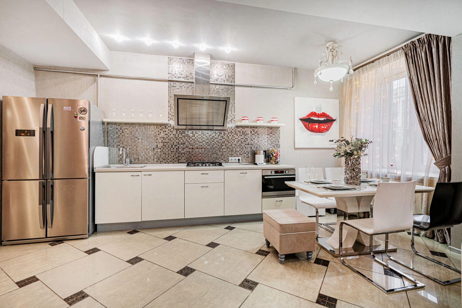 3-комн. VIP апарты на ул. Кирова 3