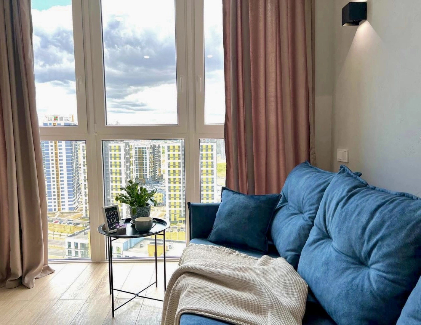 Квартира Саквояж