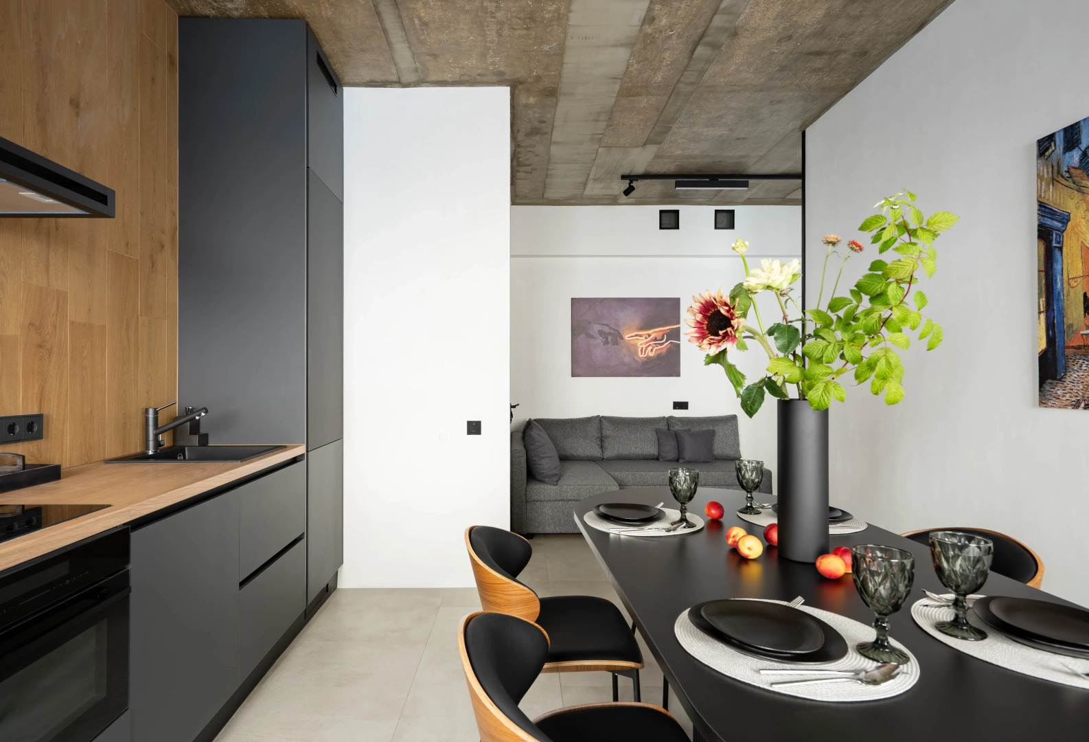 Квартира Уникальная с 2 спальнями LetYourFlat Prime