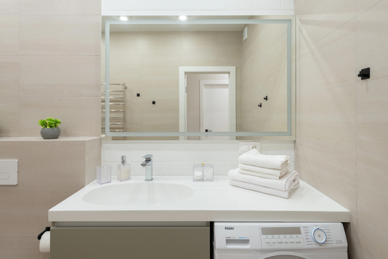 Квартира с дизайнерским ремонтом в Айвазовский City