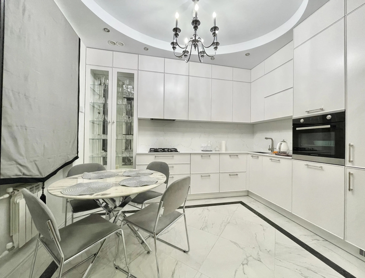 Апартаменты 4-комнатные HomeApart Свердлова, 26