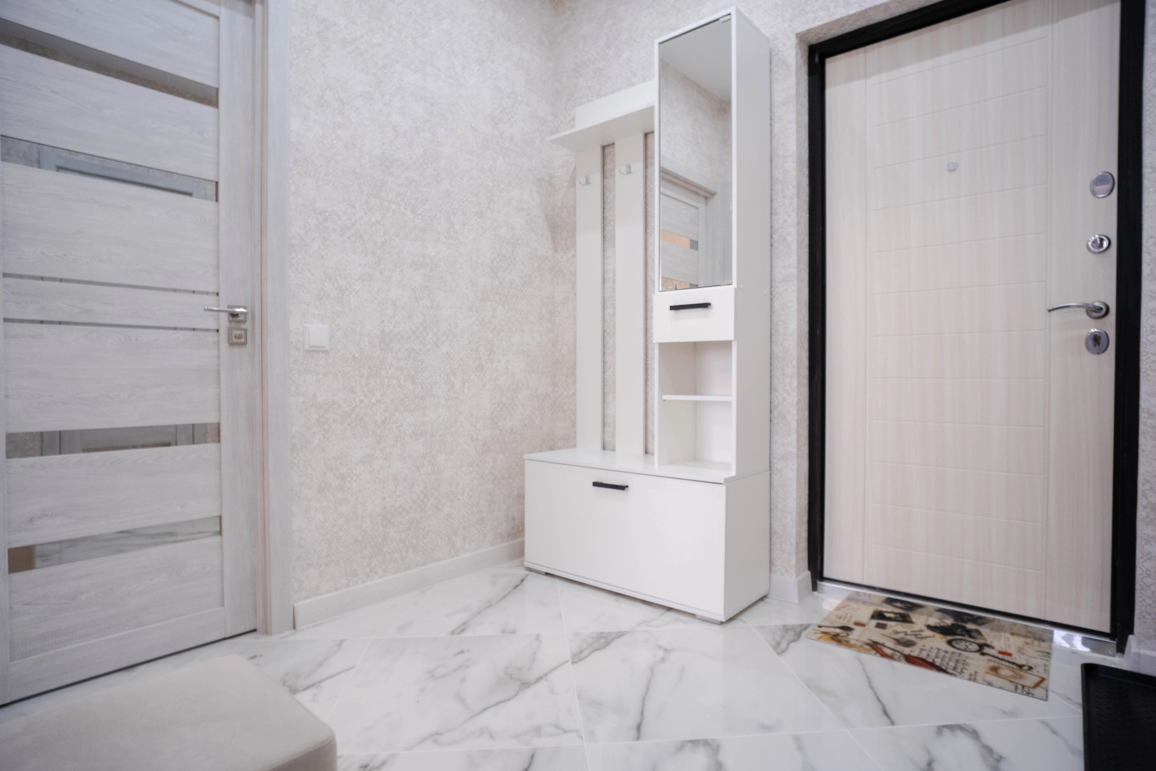 Апартаменты с уютным светлым ремонтом в новом доме