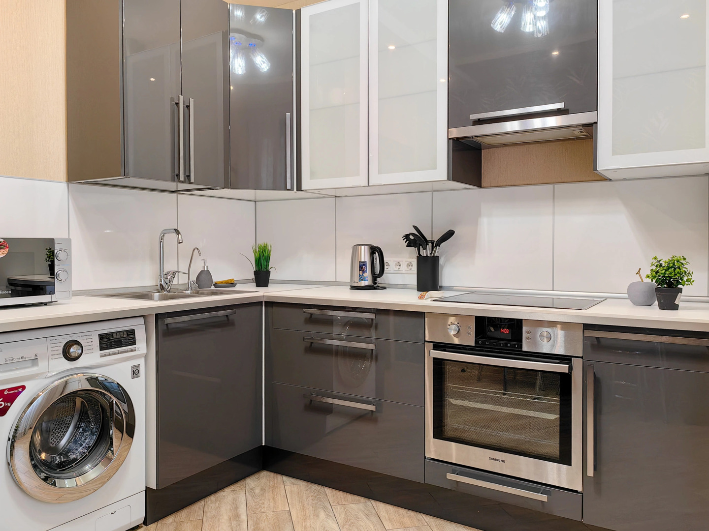 Апартаменты тутживут | LUX | Парк и Стадион