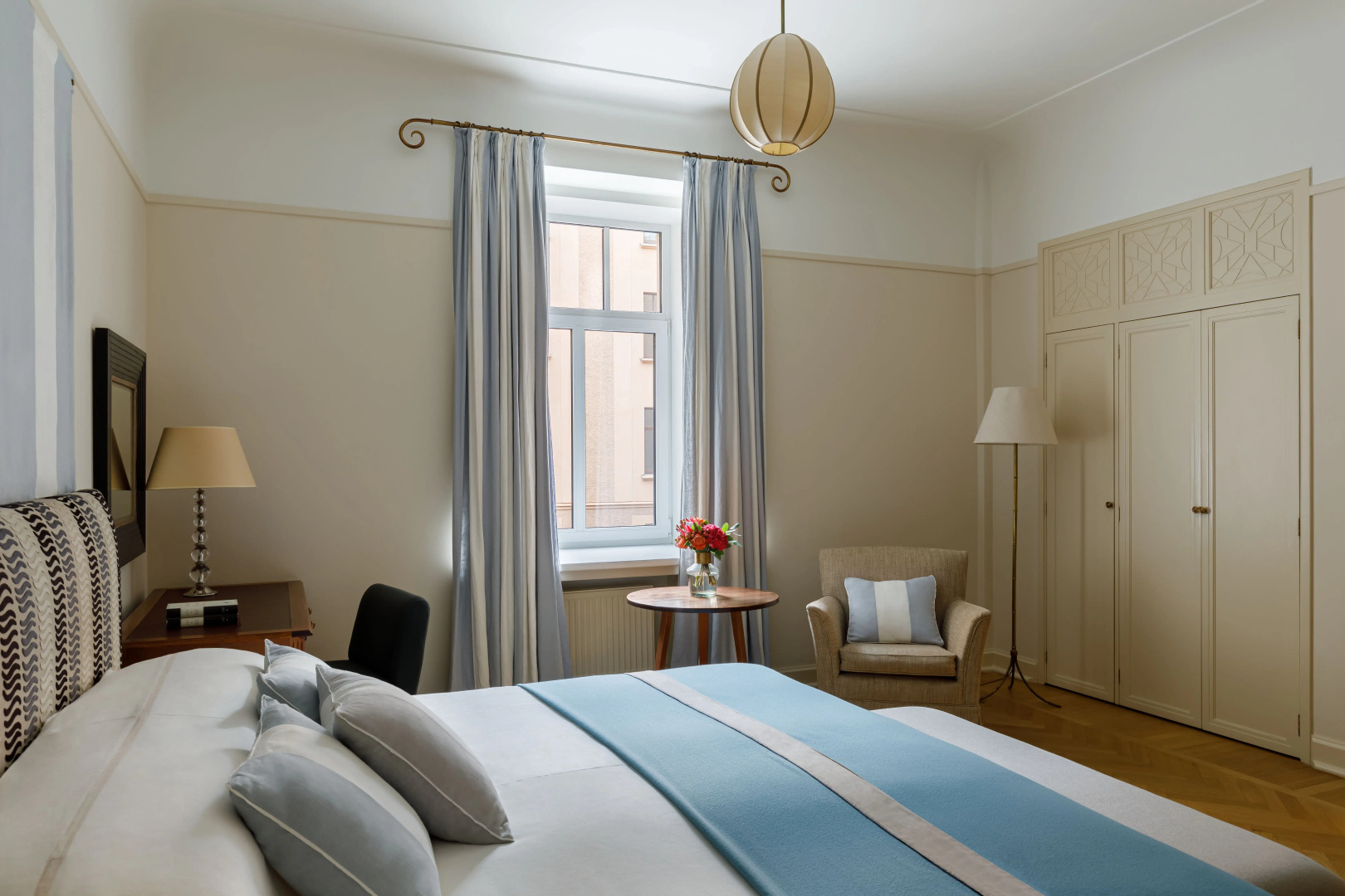 Отель Астория