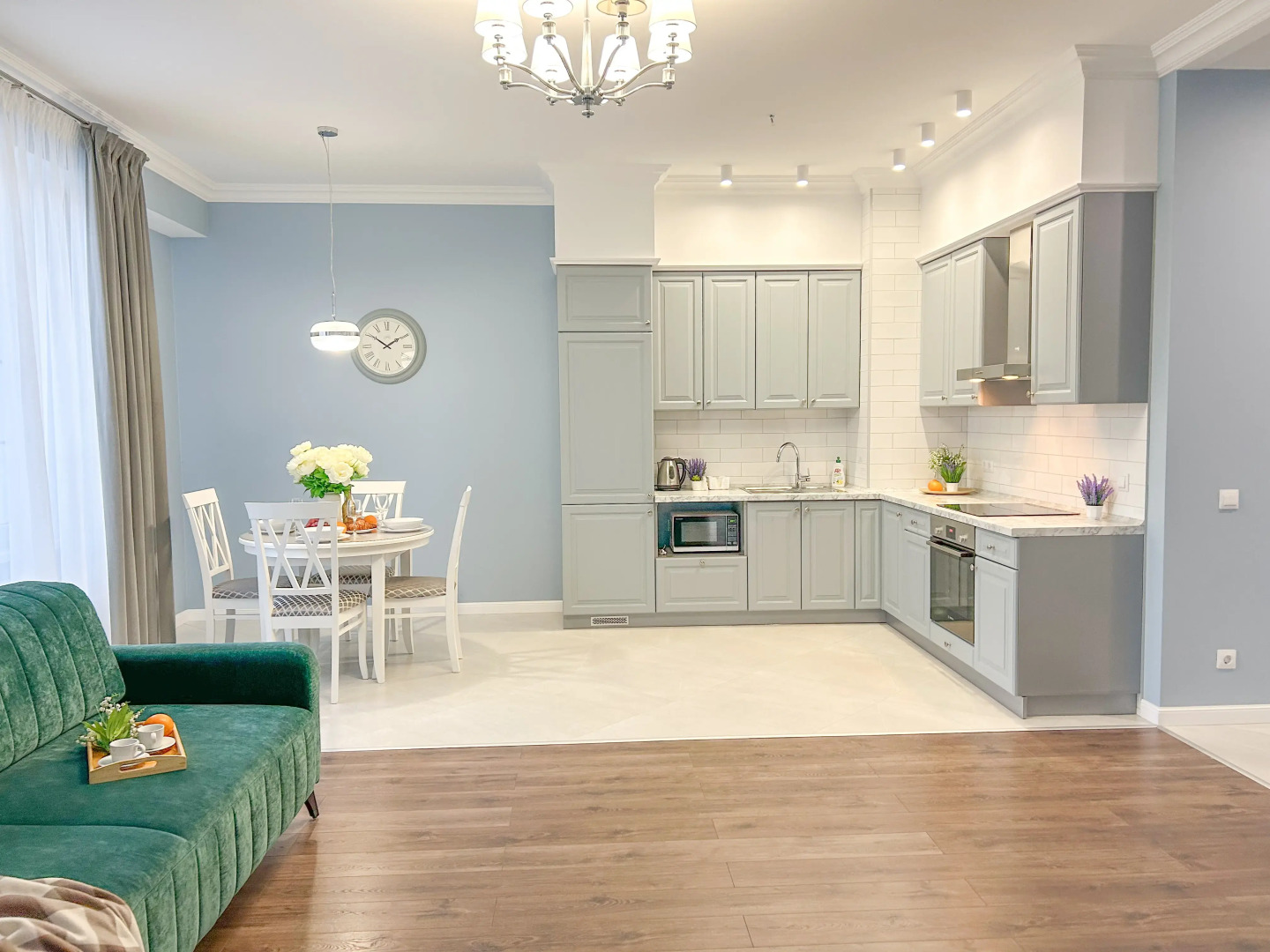 Апартаменты Sun City Apartments Shtolz 28 с Двумя Спальнями в Центре Города