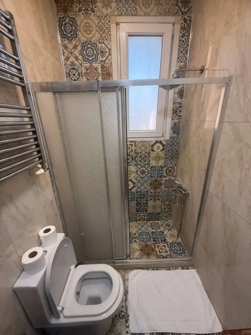 Апартаменты 3BR Flat Old Style 4AC Terrace, Metro