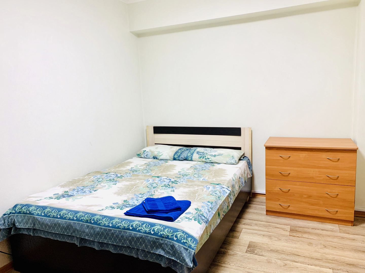 Просторная квартира 3 спальных места рядом с ТРЦ Каскад и Олимп