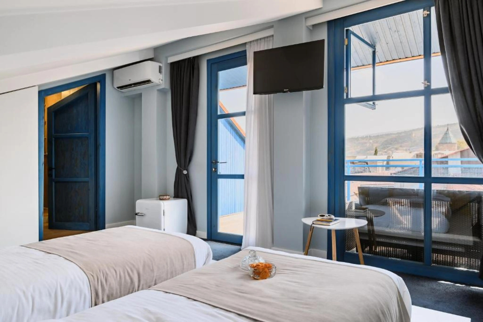 Отель Blue Balcony