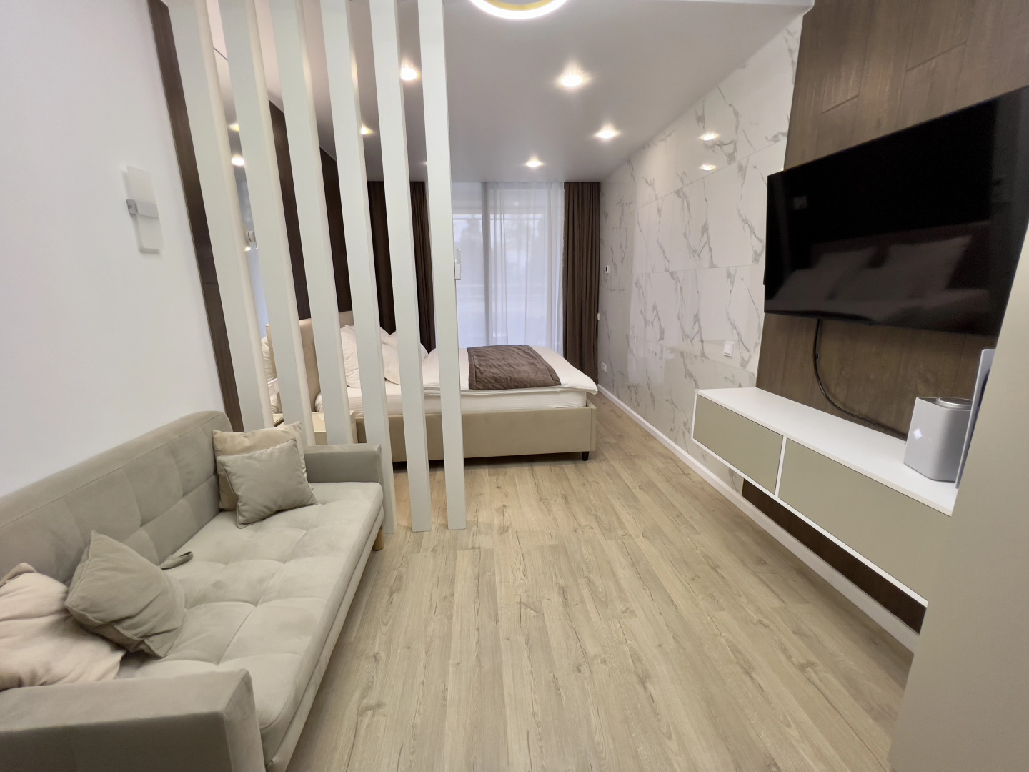 Апартаменты с большим бассейном