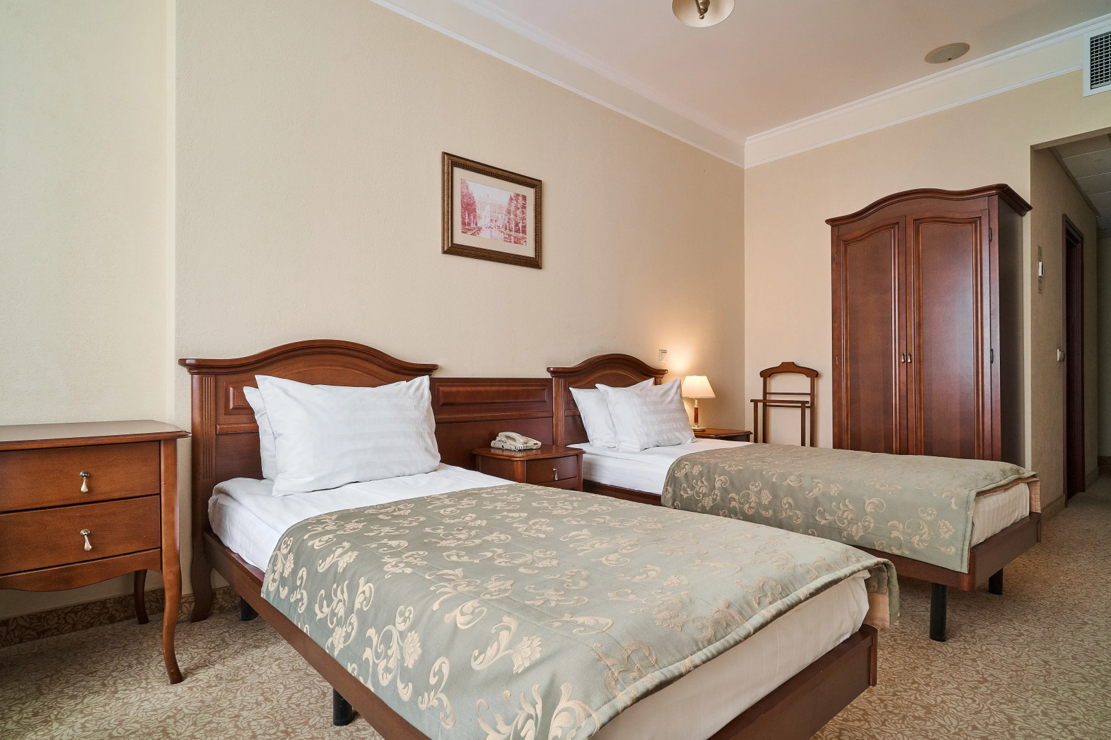 Отель Онегин