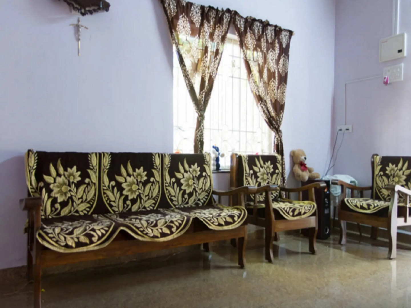 Отель Uberlife Rooms Casa D.C.M & Esmeralda