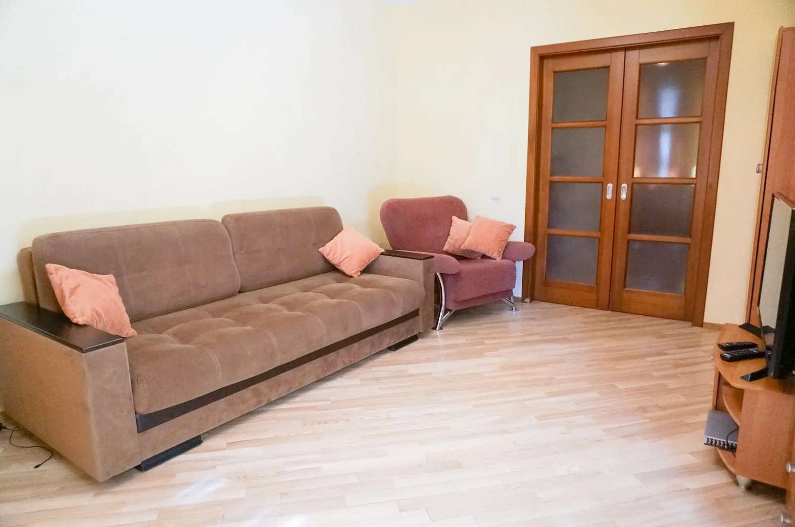 Апартаменты Бакинская 18к1