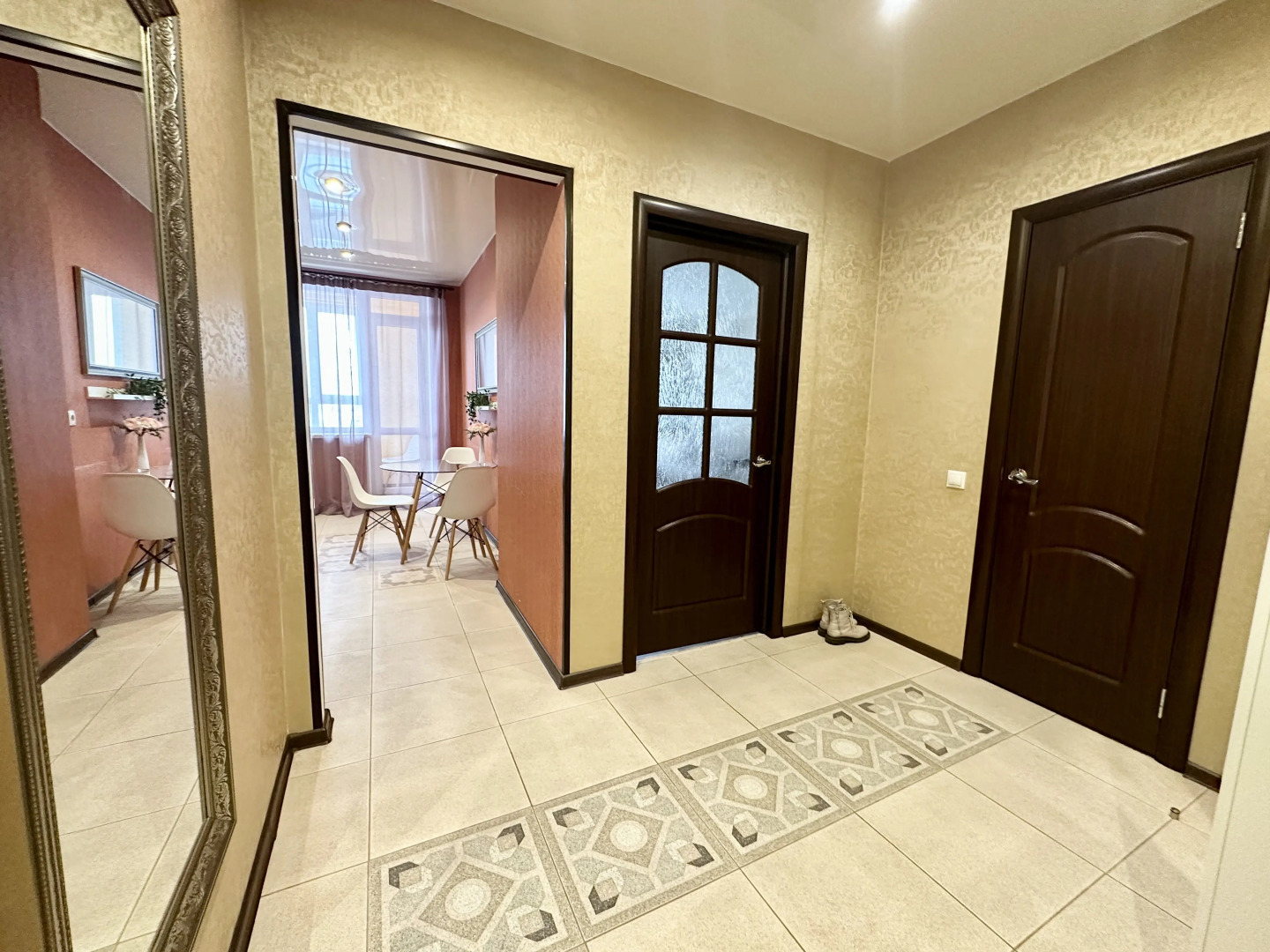 Апартаменты Родионова 192/3 11 этаж