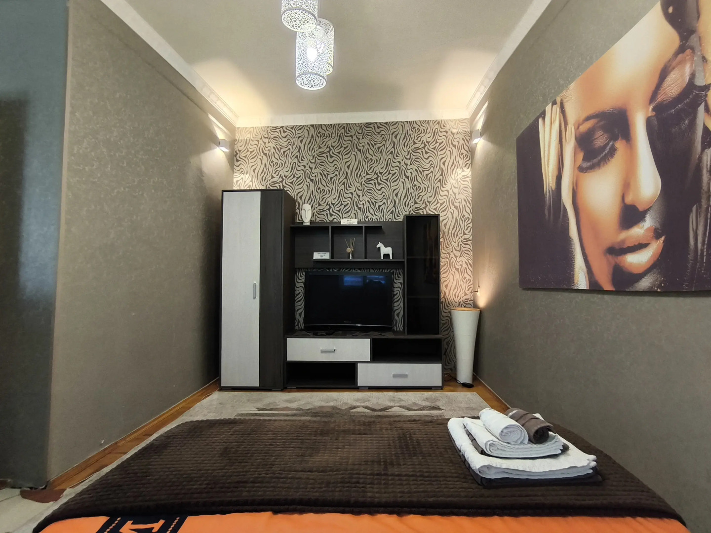 Квартира на Щаденко 110