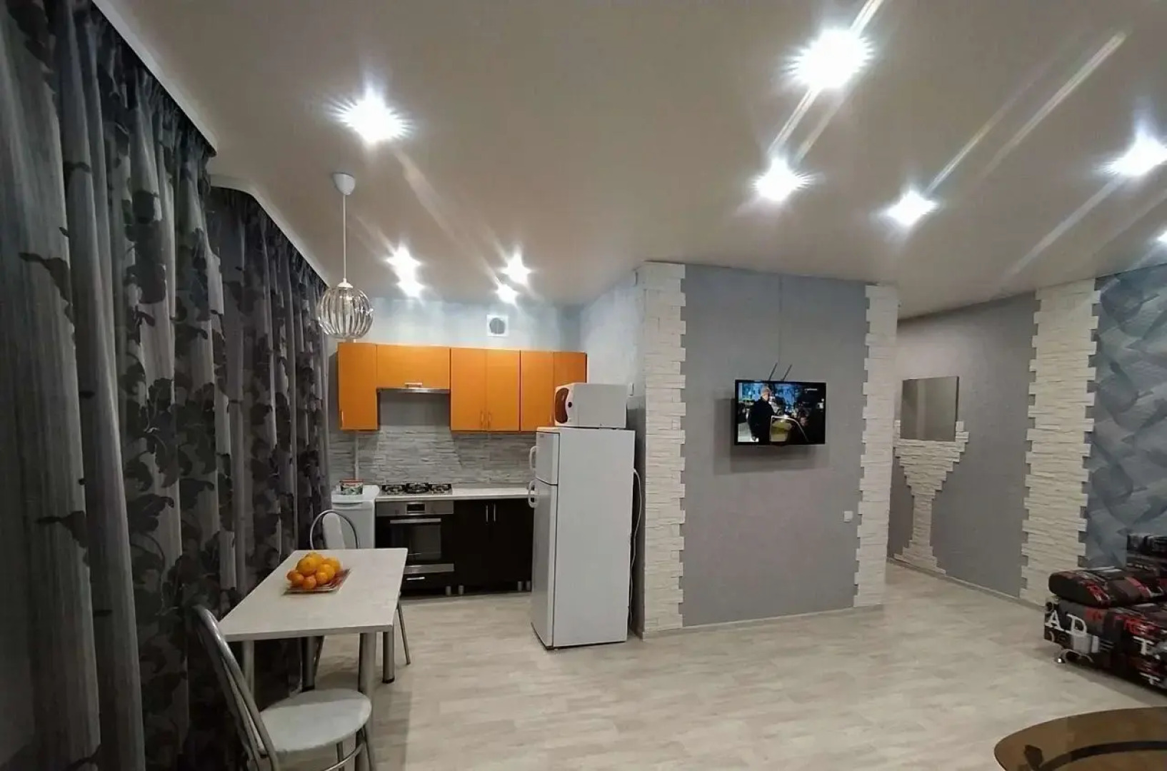 Апартаменты на Базстроевской, 22