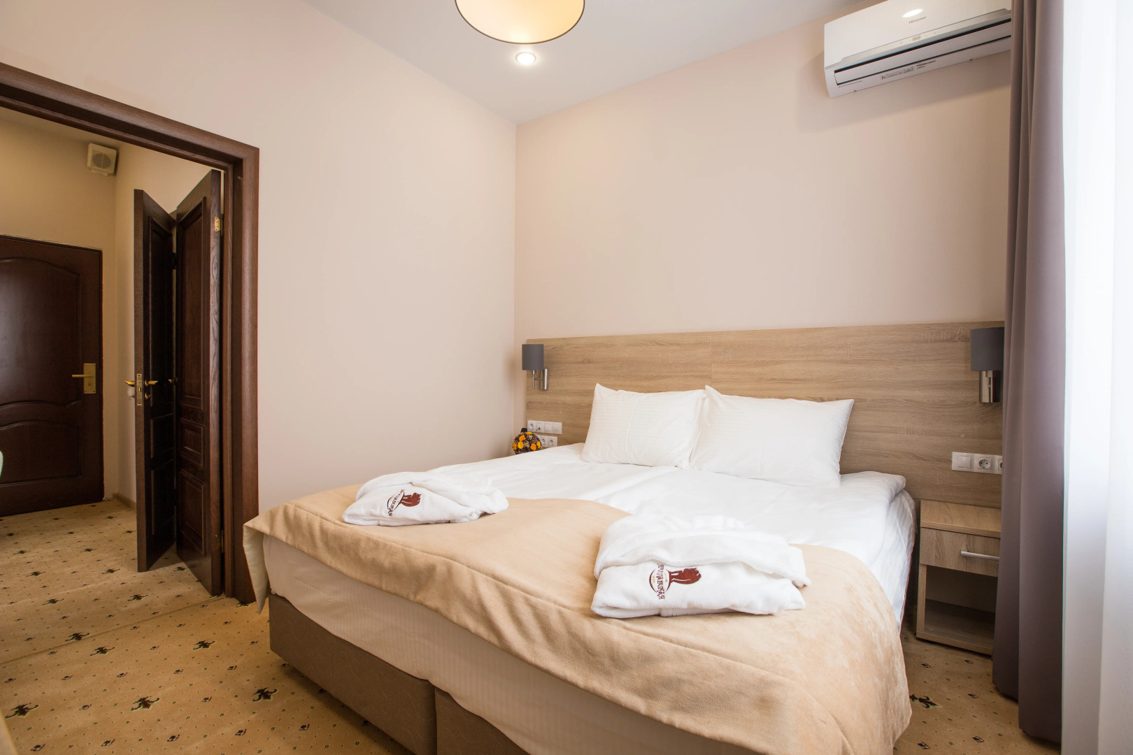 Гостиница Ярославская