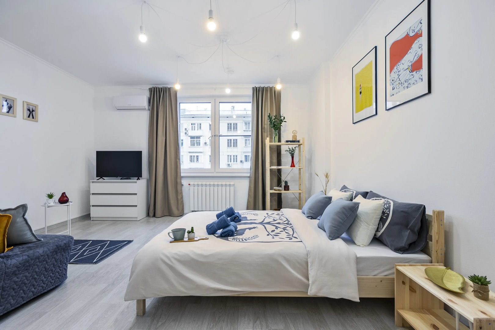 Great view 2-rooms Apartment 2 Min Walk to Raykin Plaza 2