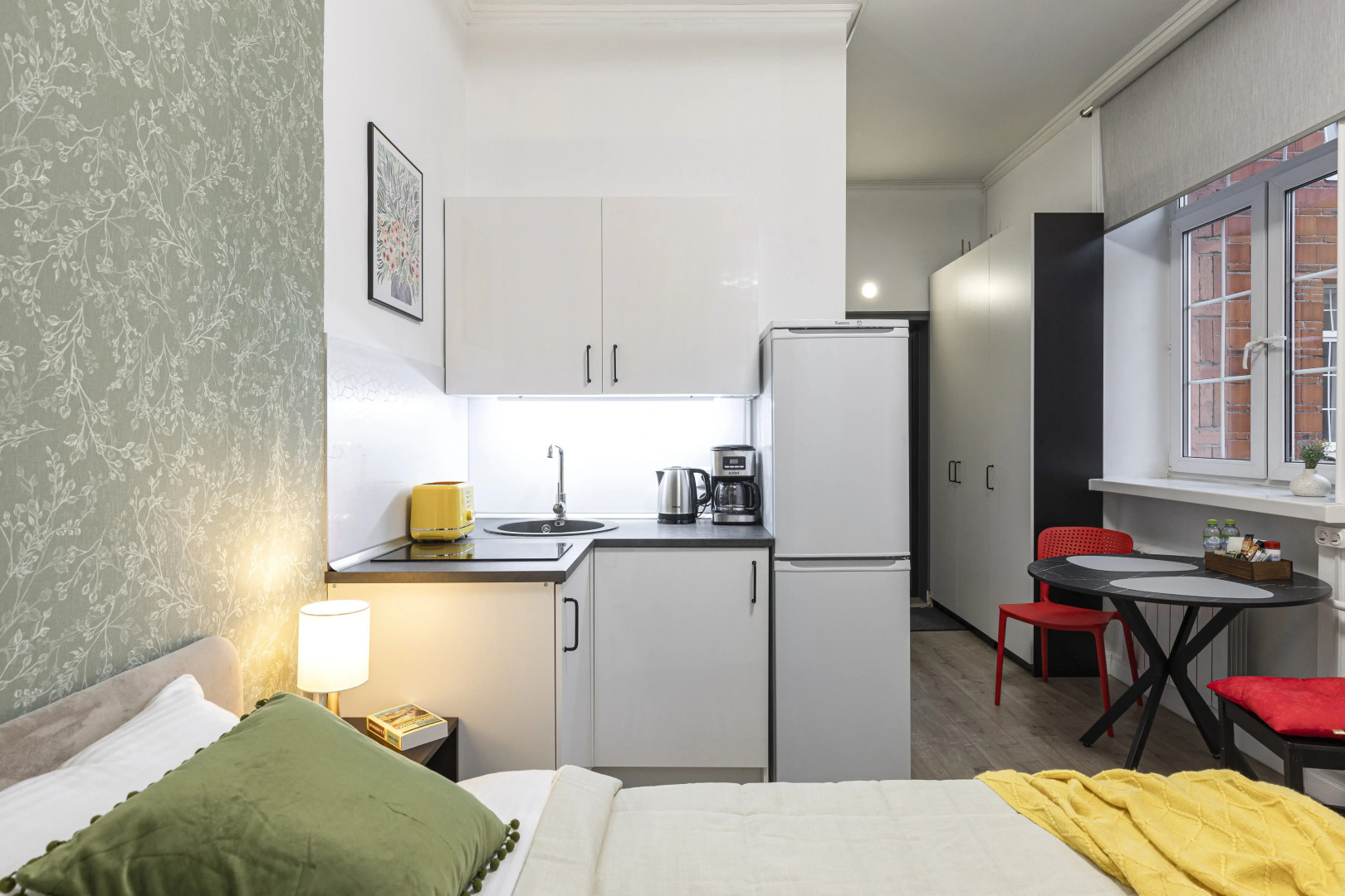 Апартаменты Зеленое пальто