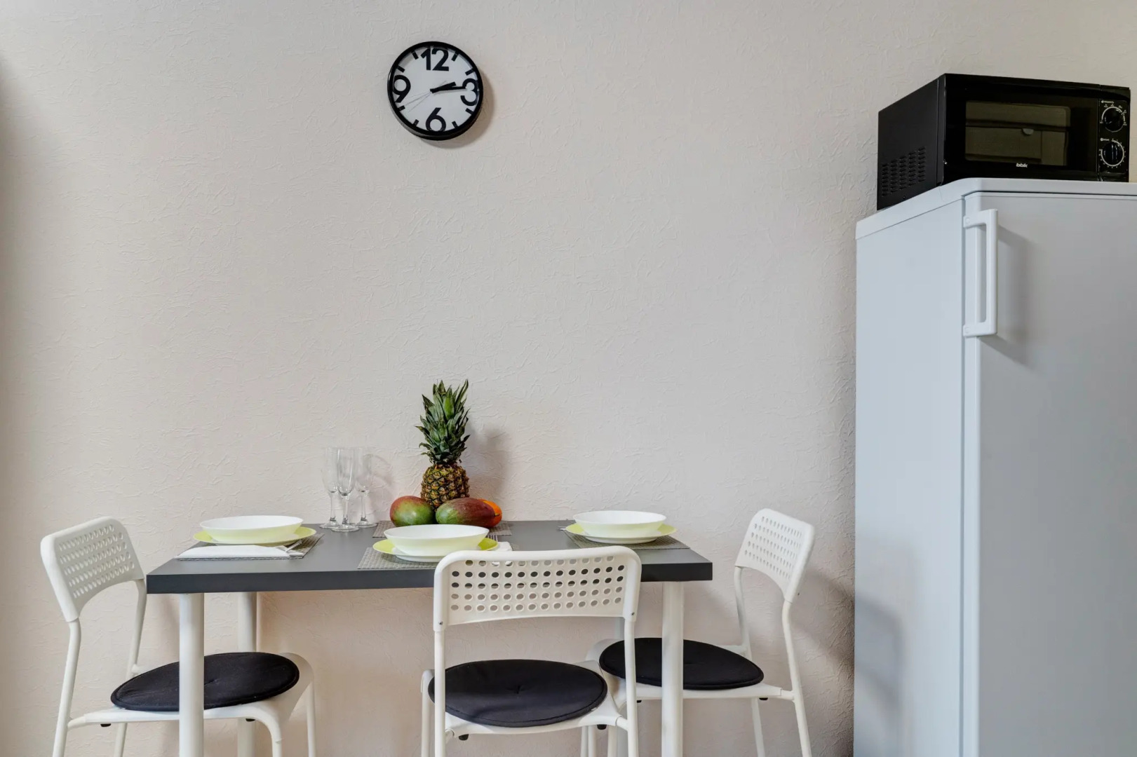 Апартаменты рядом с хвойной рощей