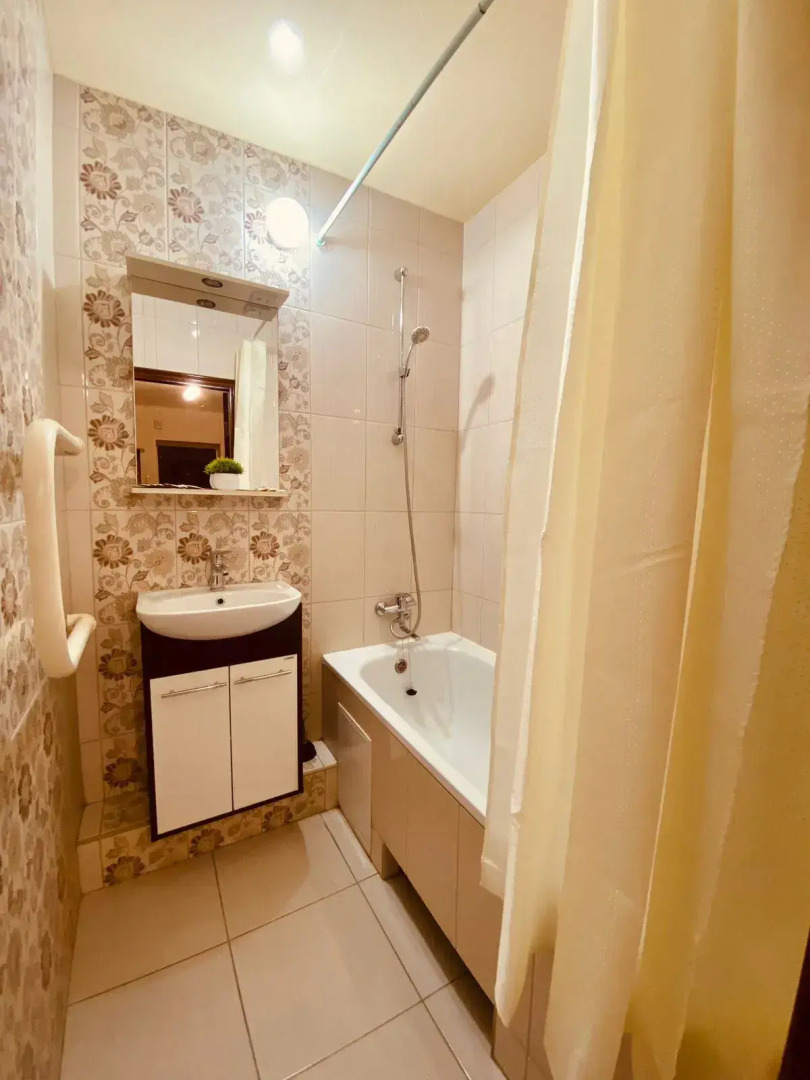 Квартира Двухкомнатная Мич 142/74