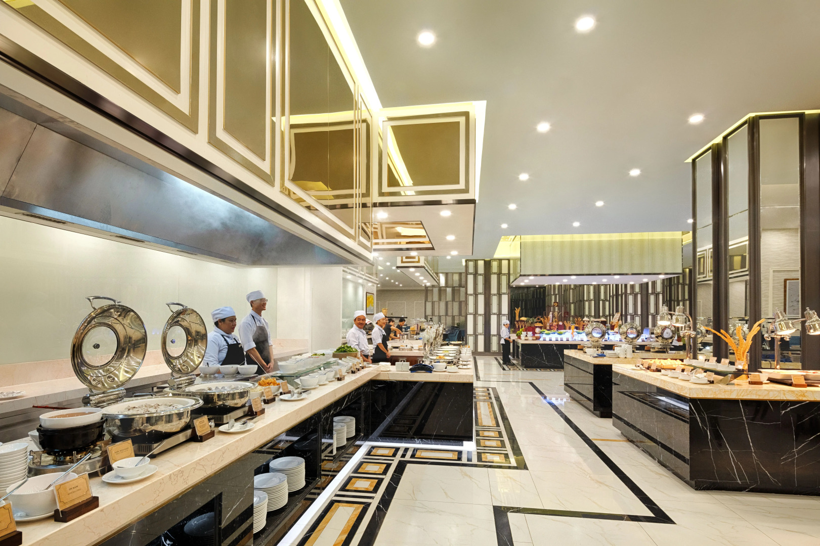 Vinpearl Beachfront Nha Trang