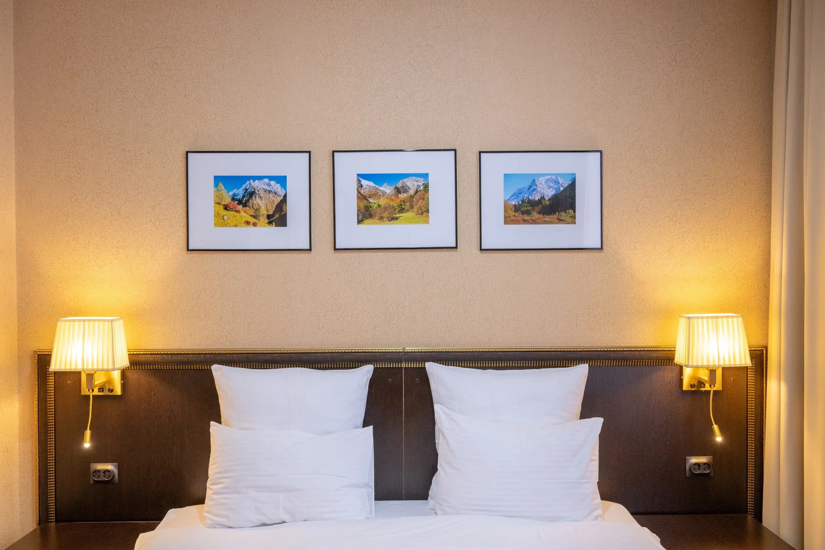 Отель Таурух