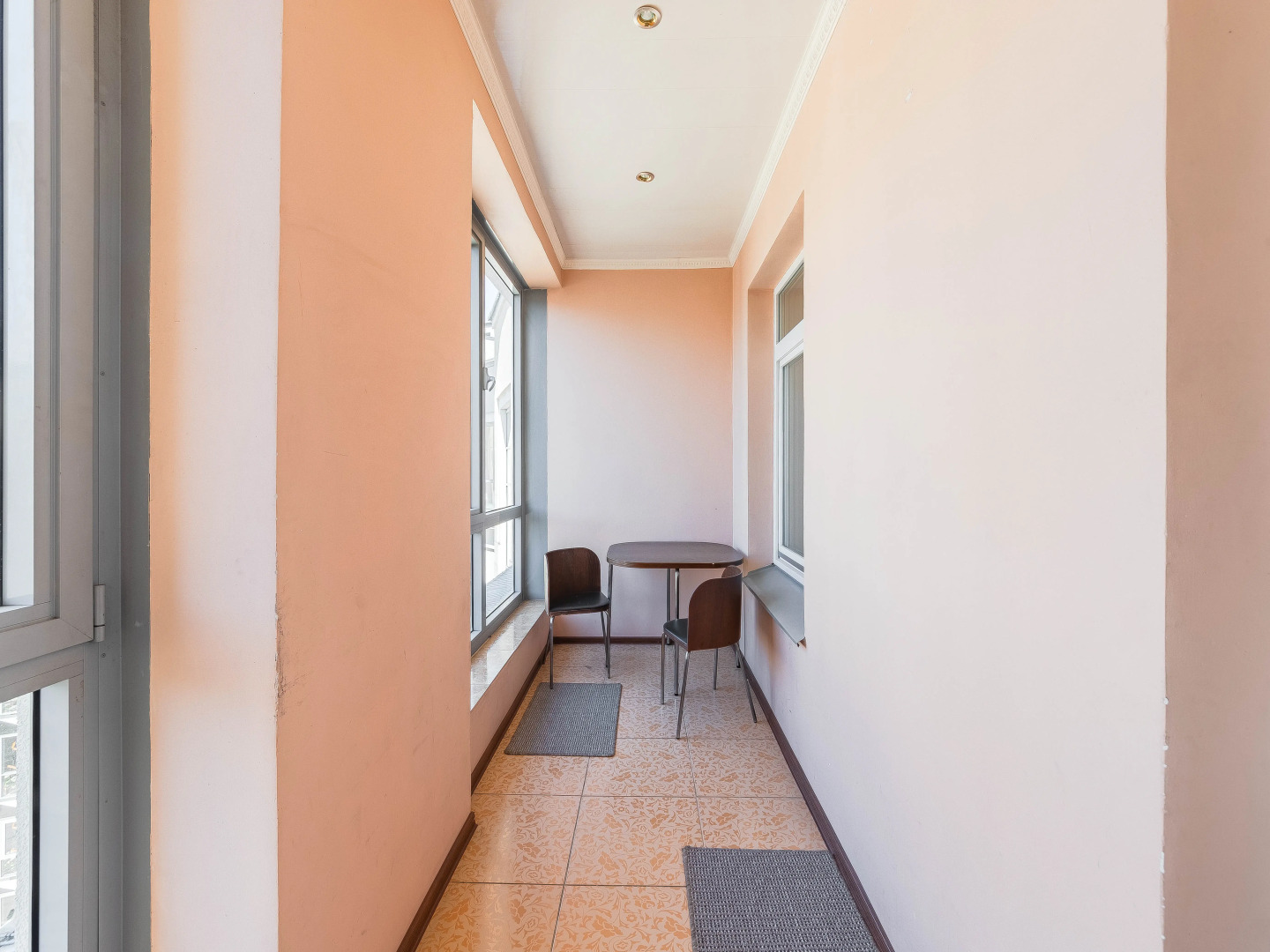 Квартира У Ростральных Колонн