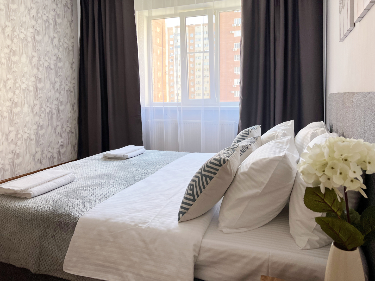 Апартаменты двухкомнатные Рио Апарт Парк Галицкого