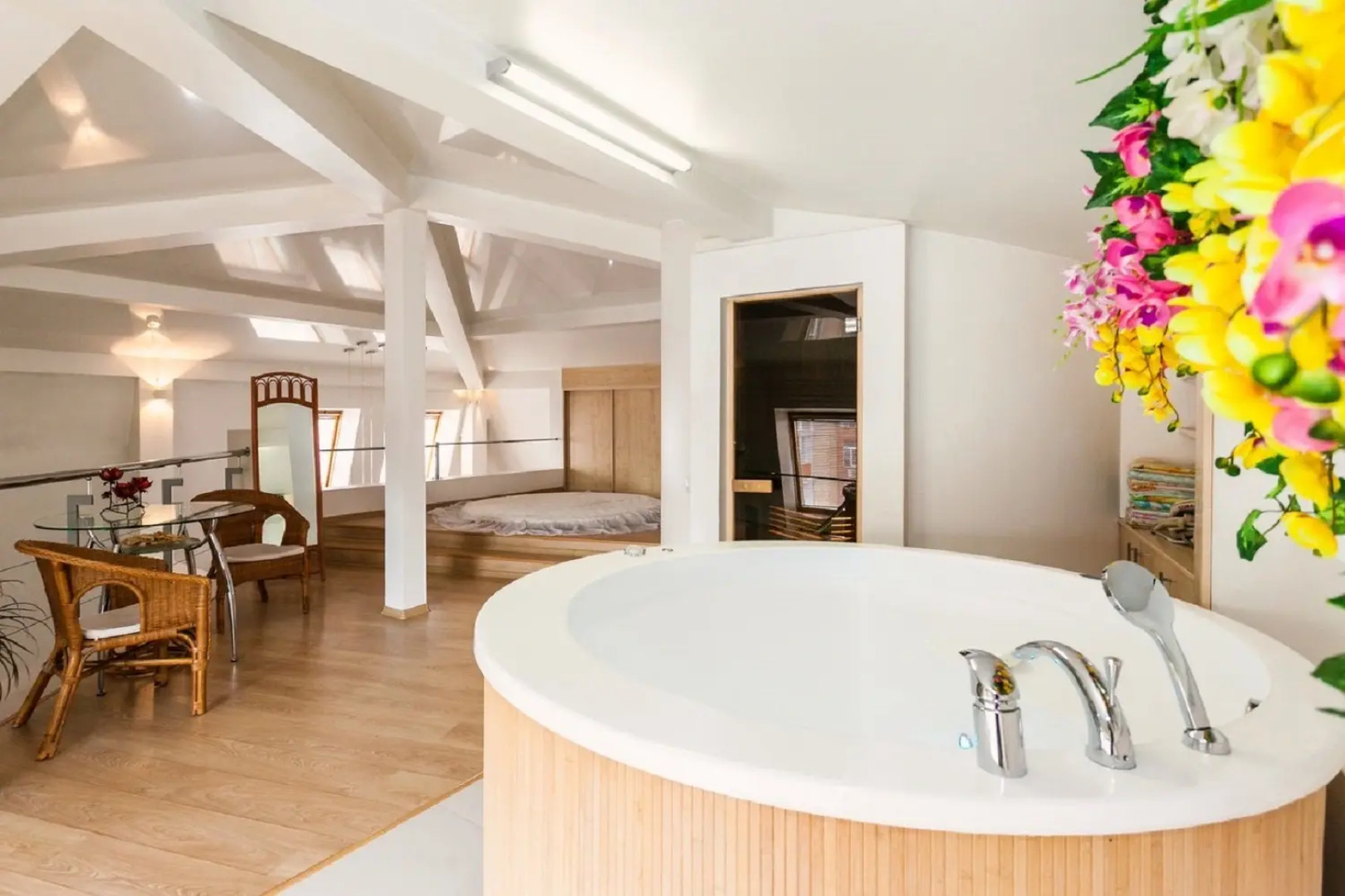 Апартаменты Роскошный Пентхаус на Взлетке