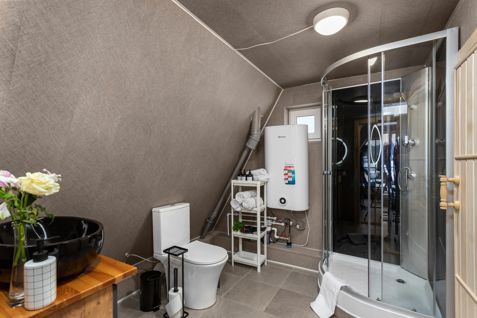 Частный дом A-frame с сауной у Игоры