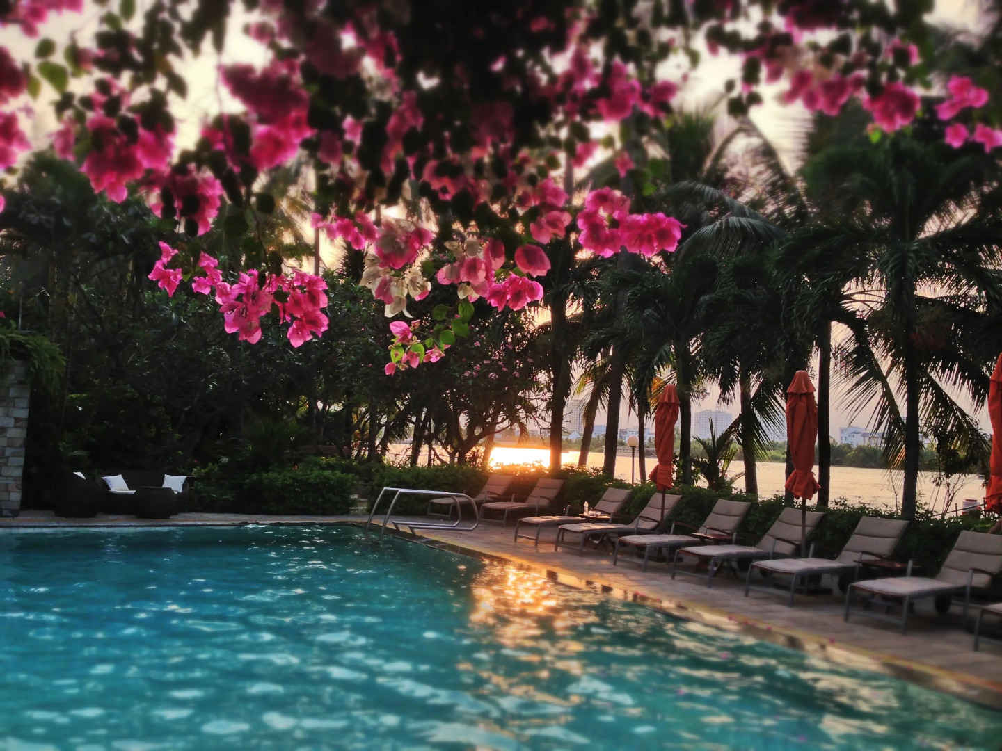 Апарт-Отель Saigon Domaine Luxury Residences