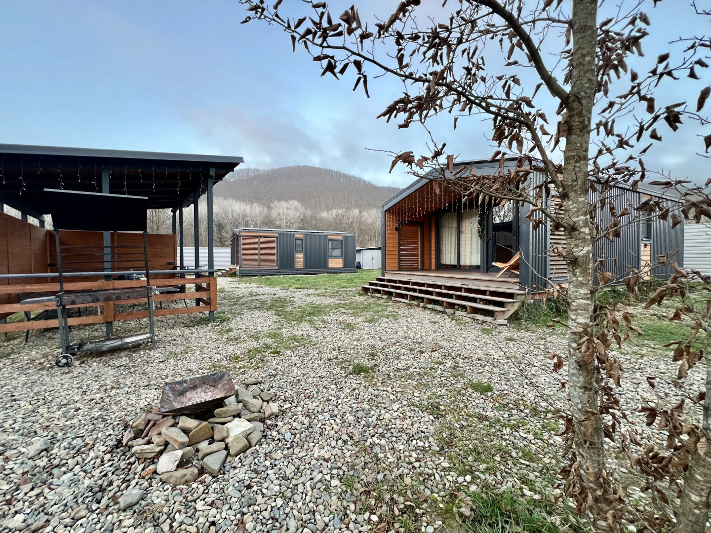 Частный дом Загородный комплекс на берегу реки с баней 1