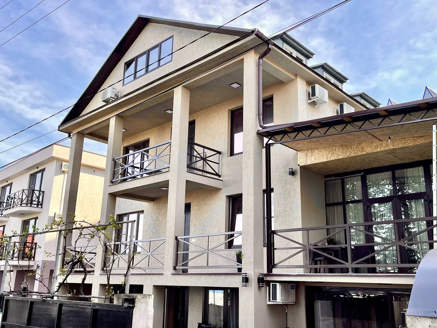 Гостевой комплекс Дом Солнца