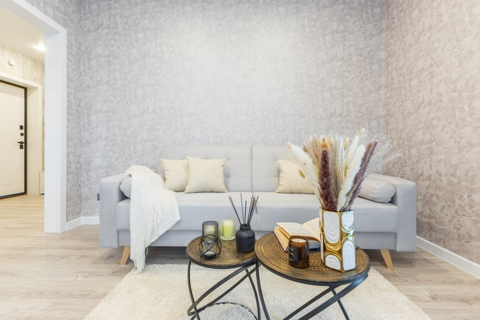 Апартаменты на Петра Полушкина