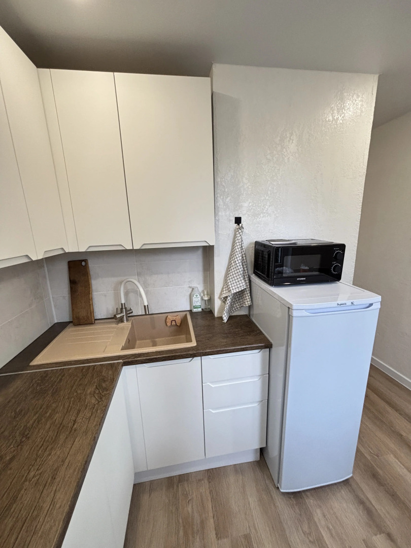 Квартира Уютная Трехкомнатная  в Развитом Районе Воронежа