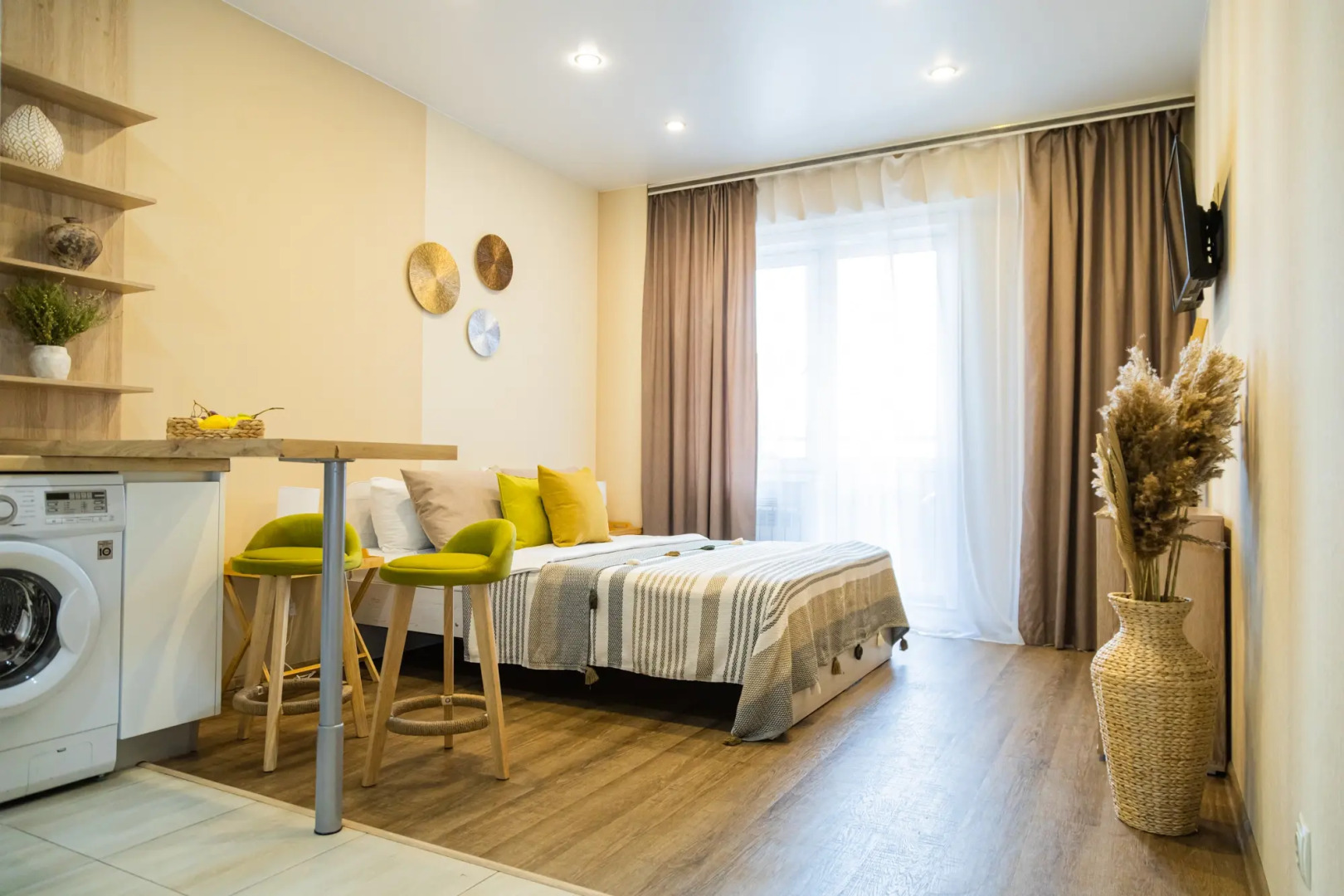 Квартира Комфортная и уютная студия Оливия